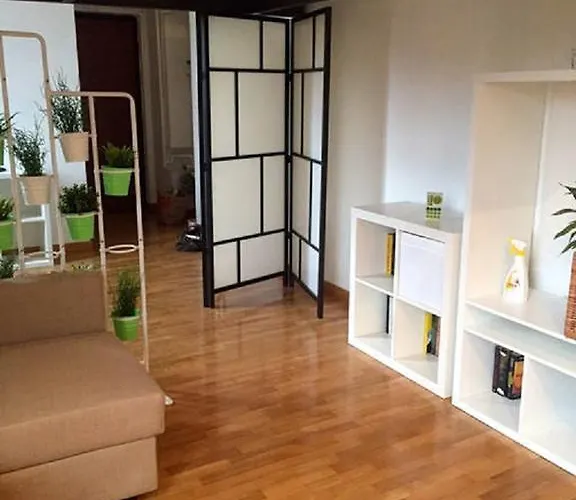 V12 Design Milano